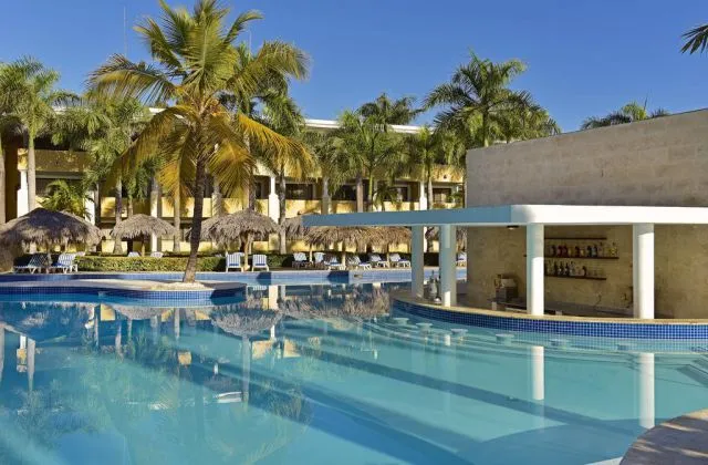 Hotel Todo Incluido Iberostar Costa Dorada bar piscina